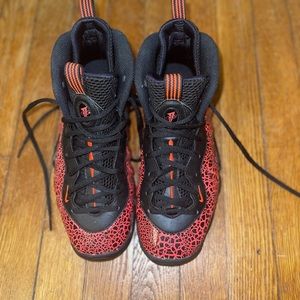 Boys NIKE FOAMPOSITE